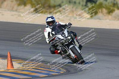 media/Dec-18-2022-SoCal Trackdays (Sun) [[8099a50955]]/Turn 10 (140pm)/